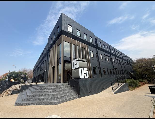 662M² OFFICE TO LET IN ROSEBANK